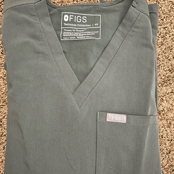 Figs Other Figs Bonsai Scrub Set Poshmark